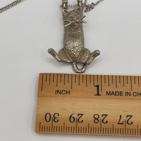 Vintage "Hang In There" Sterling Silver Cat Pendant Necklace Kitty 925 - Picture 7 of 8